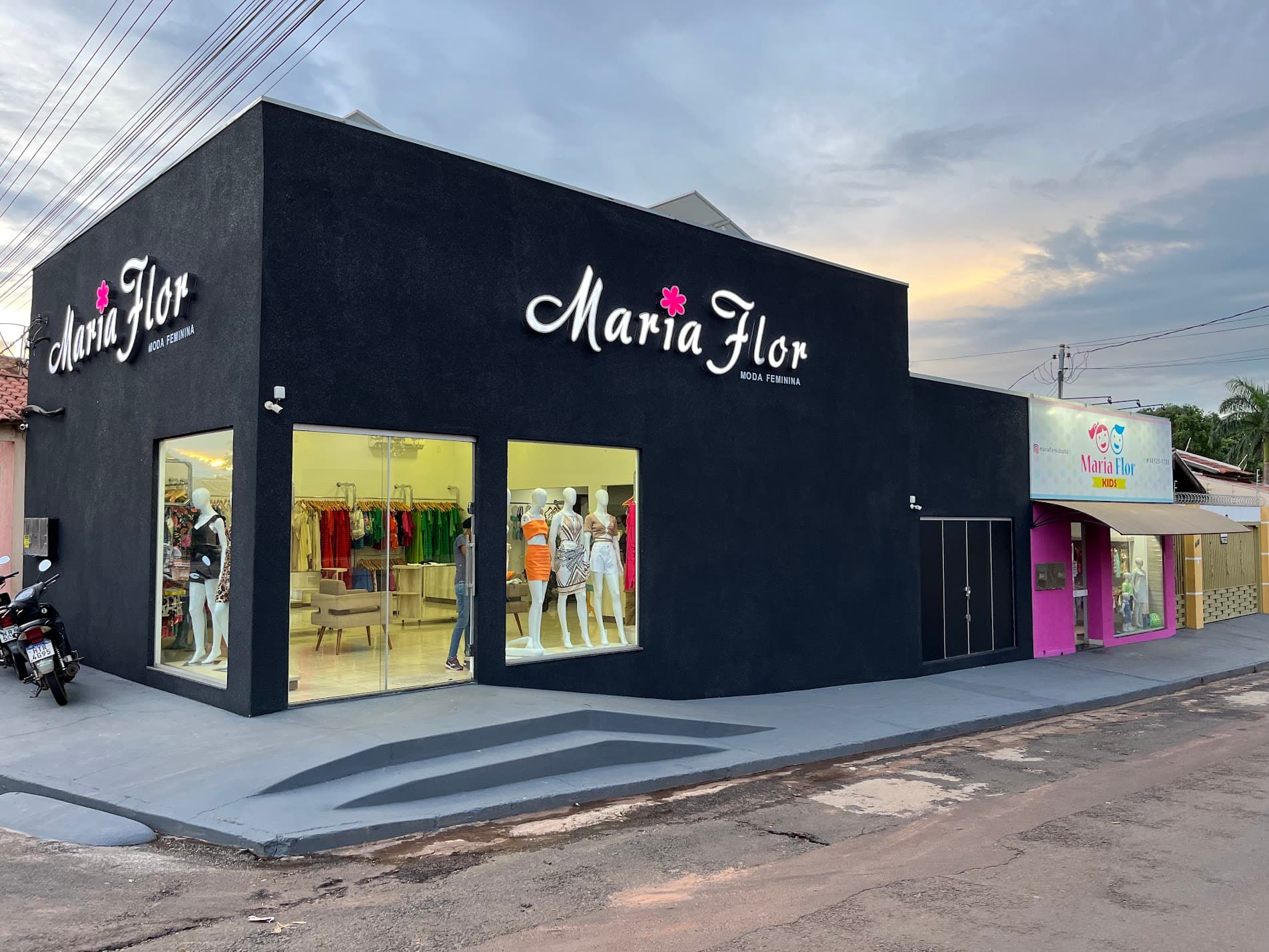 Fachada da loja Maria Flor