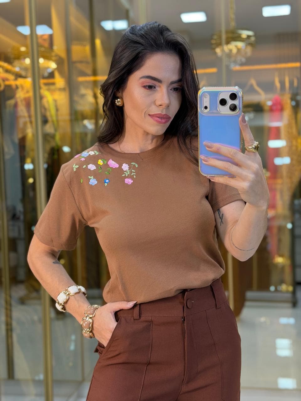 BLUSA BORDADA FLOR