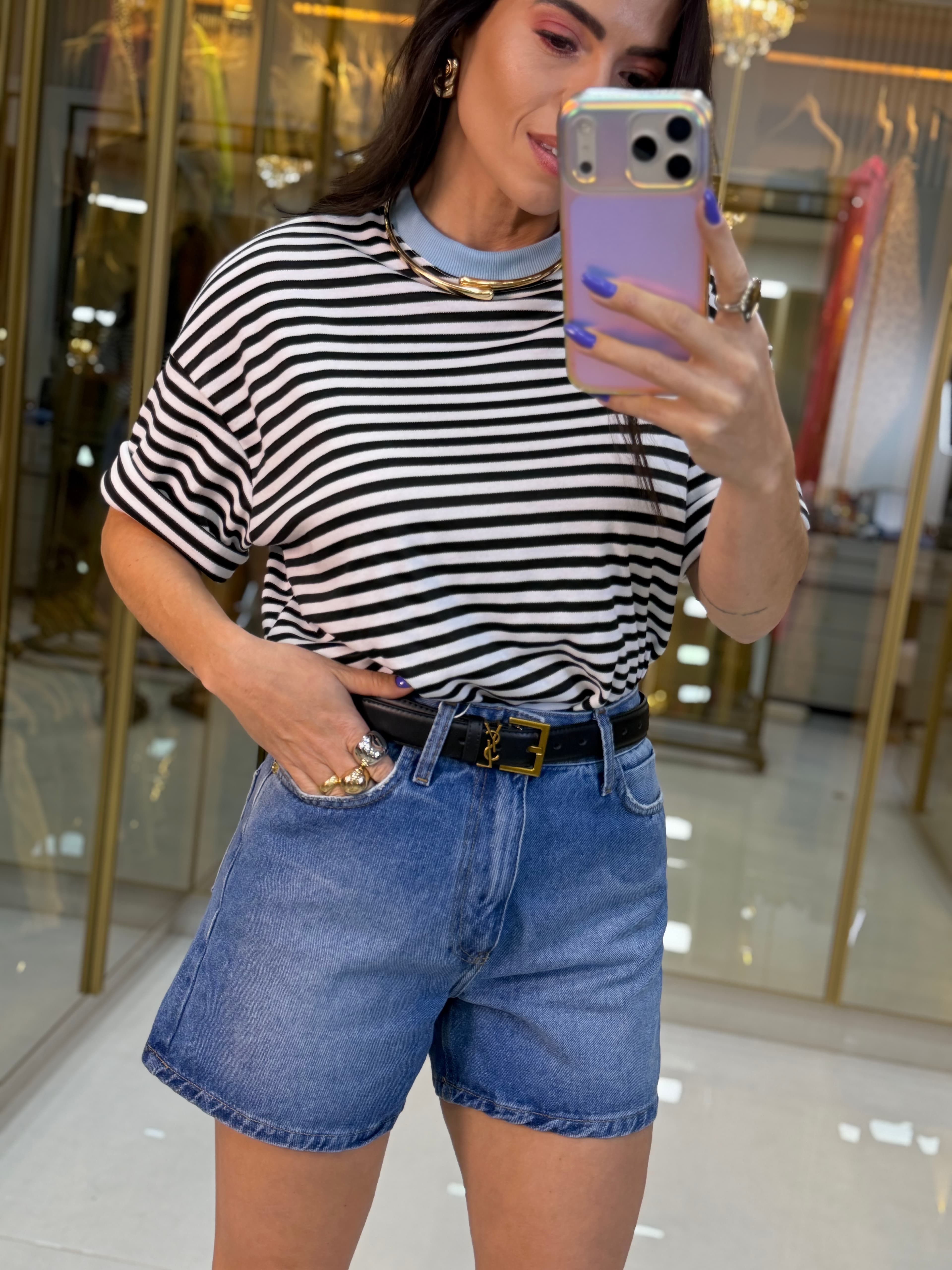 T-SHIRT OVER