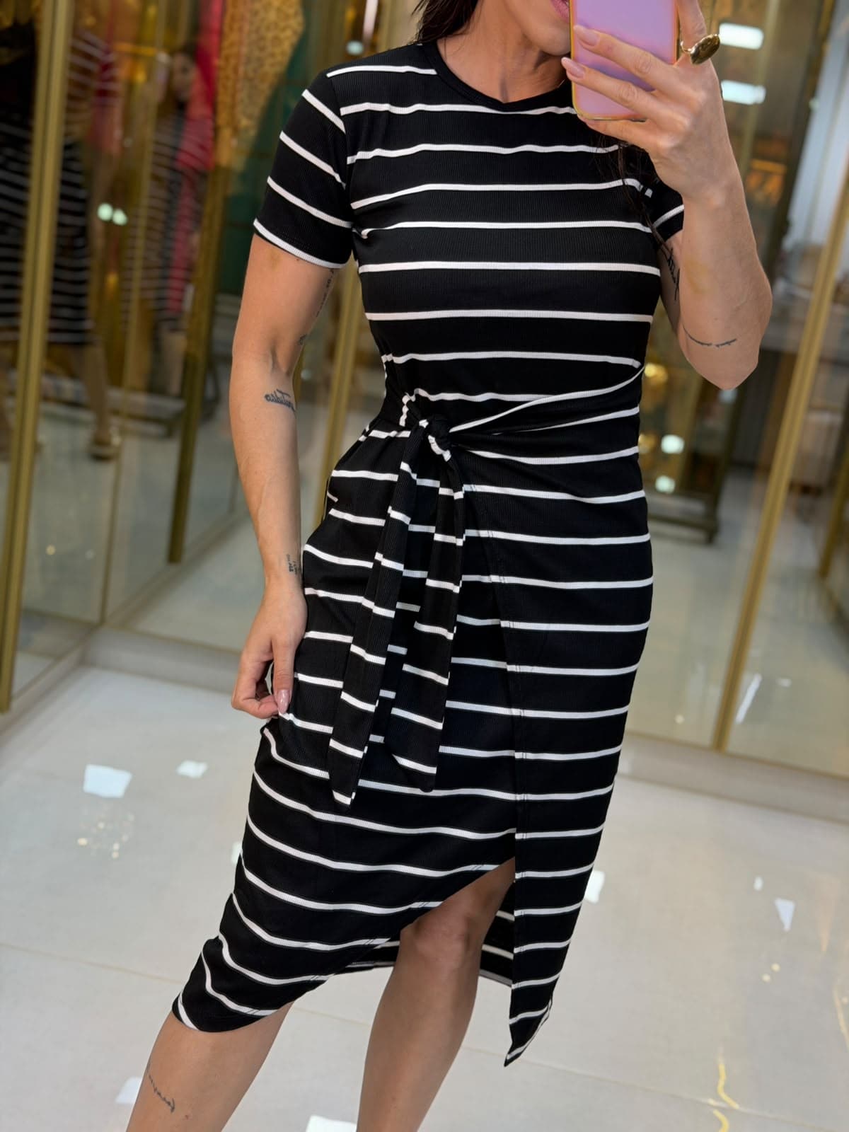 VESTIDO ENVELOPE CANELADO