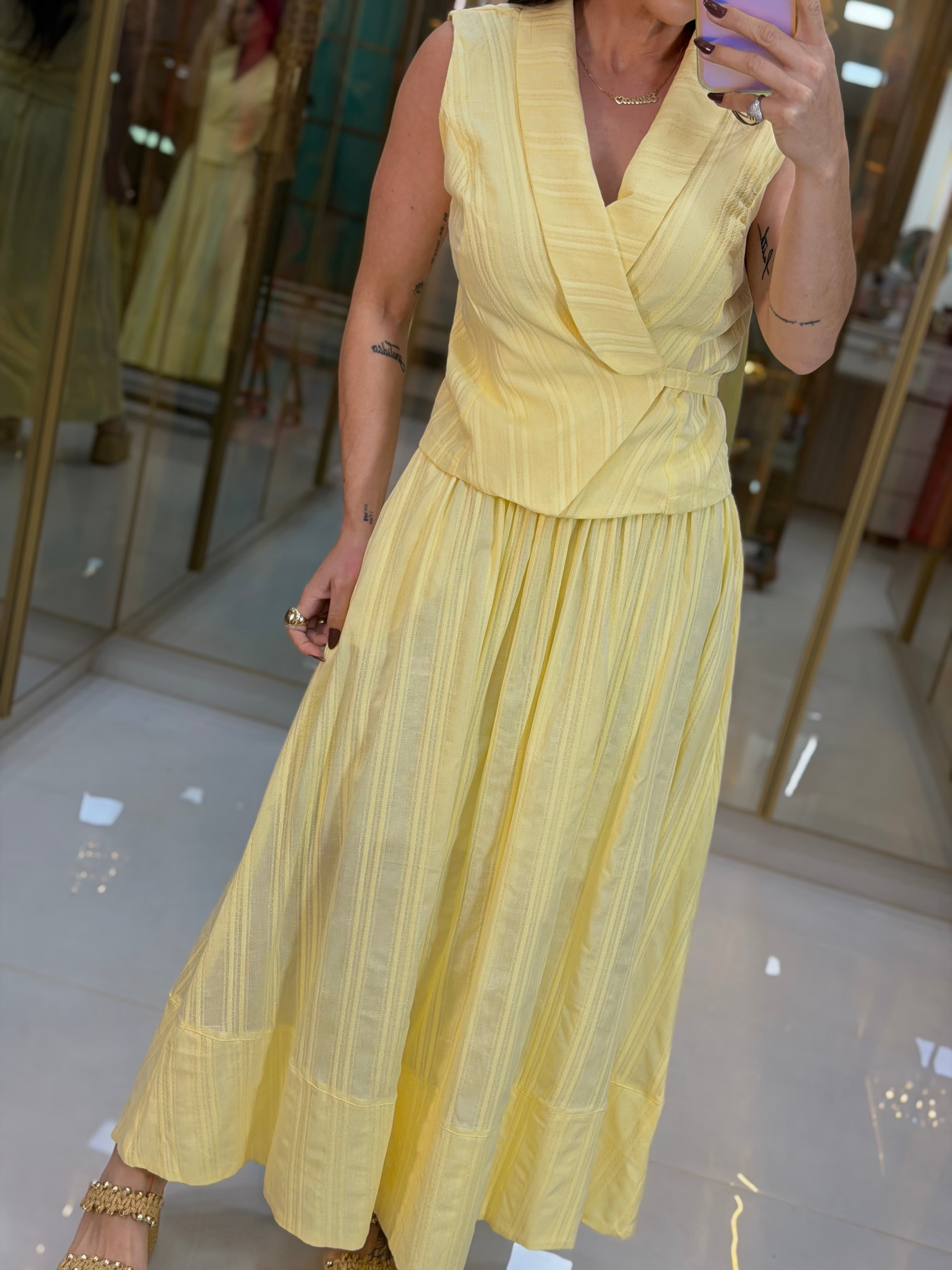CONJUNTO SAIA AMARELO