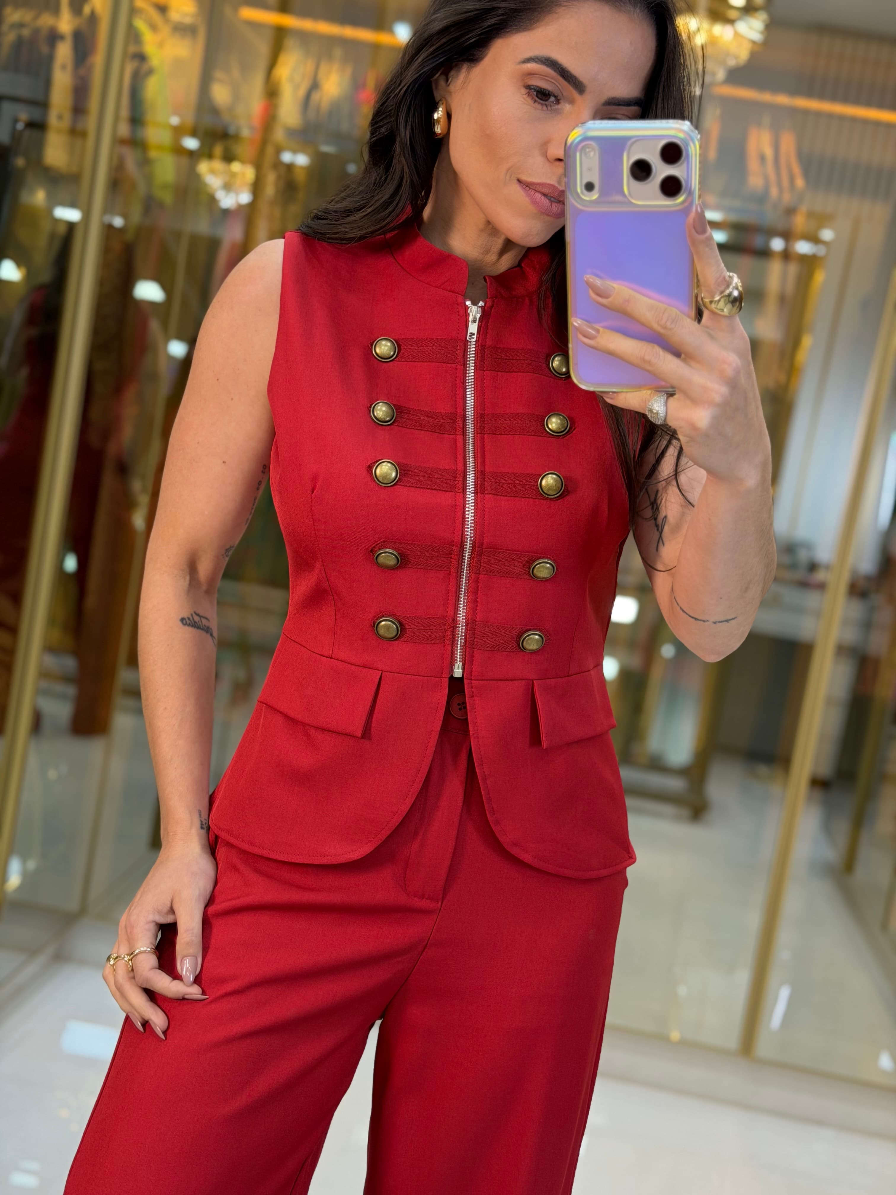 CONJUNTO ALFAITARIA BOTÃO VERMELHO