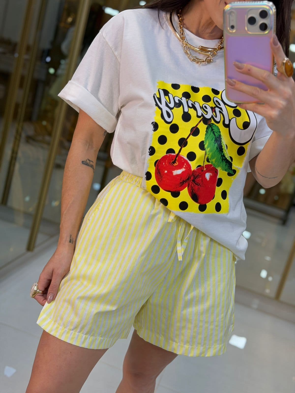 SHORT LISTRA