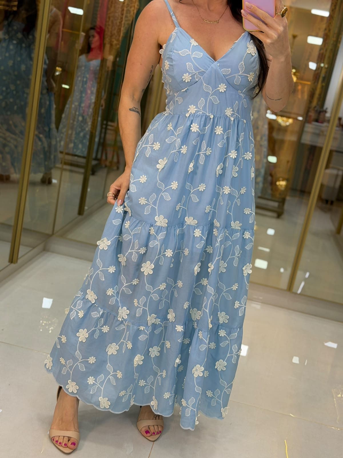 VESTIDO BORDADO