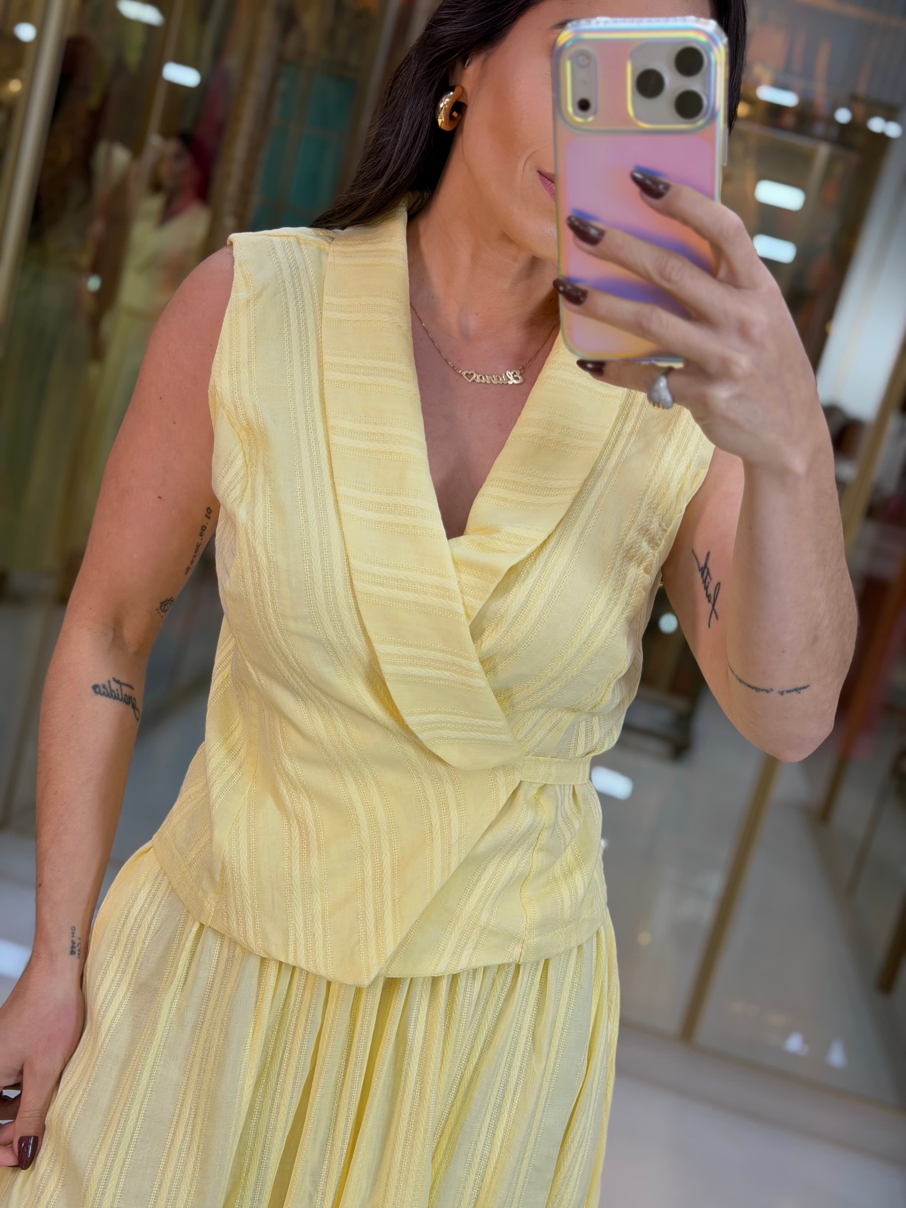 CONJUNTO SAIA AMARELO