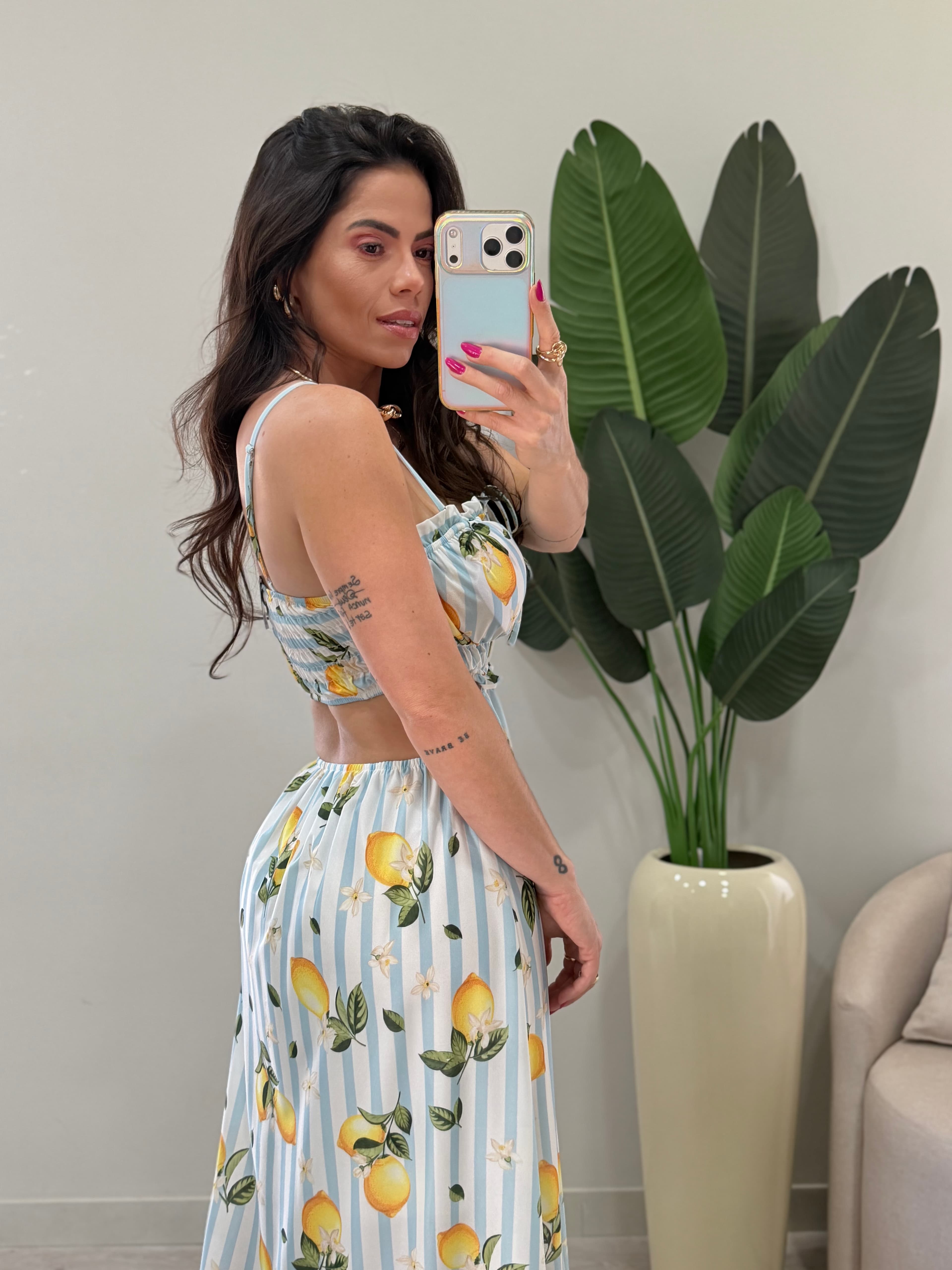 VESTIDO RECORTES