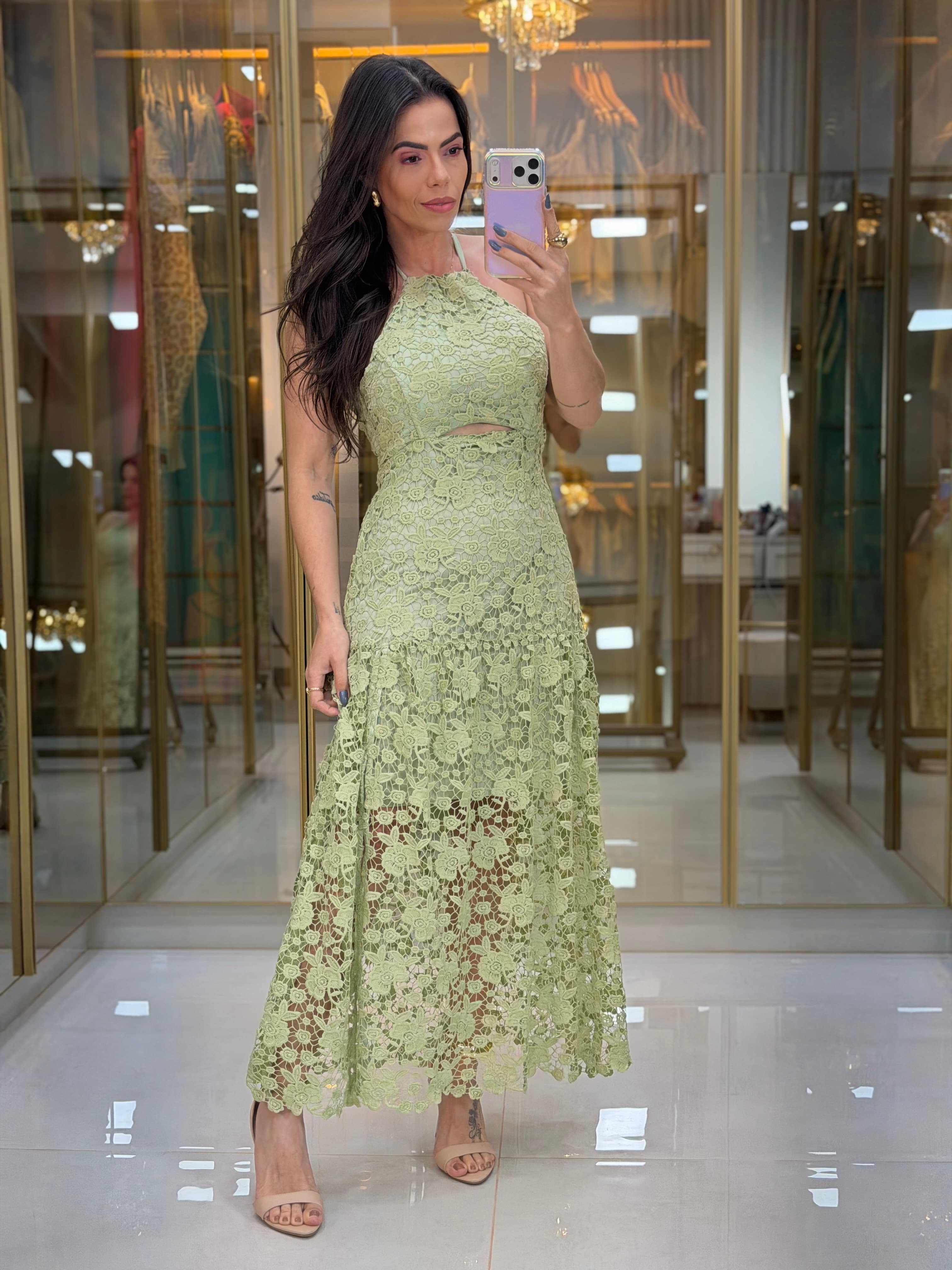 VESTIDO BORDADO