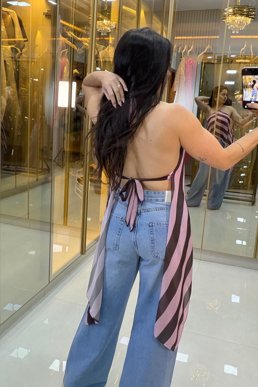 BLUSA ASSIMÉTRICA FRENTE ÚNICA COM BOJO
